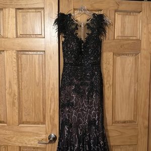Mac Duggal evening gown size 2